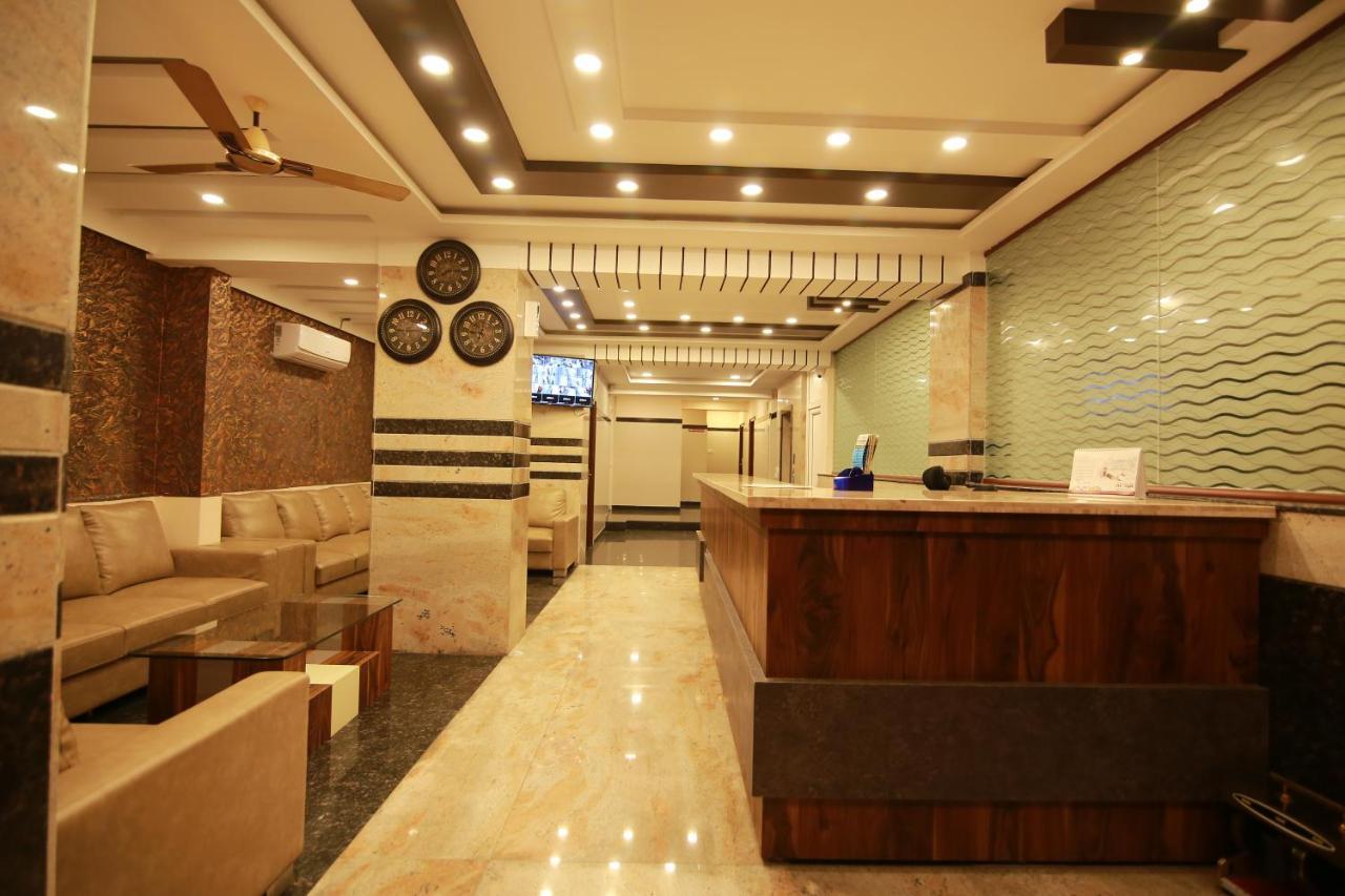 Hotel Apple Suites Bangalore Eksteriør billede
