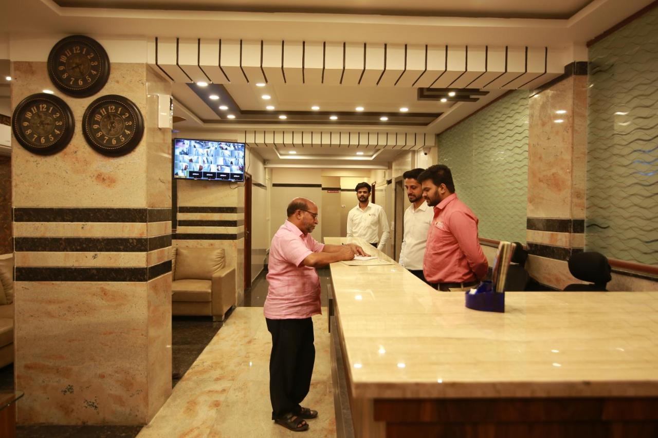 Hotel Apple Suites Bangalore Eksteriør billede