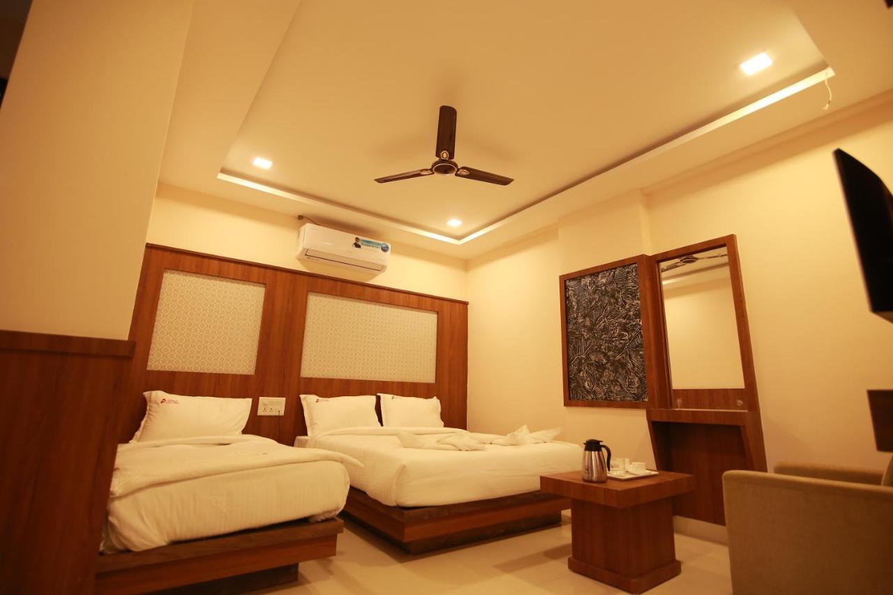 Hotel Apple Suites Bangalore Eksteriør billede