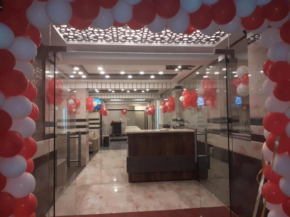 Hotel Apple Suites Bangalore Eksteriør billede